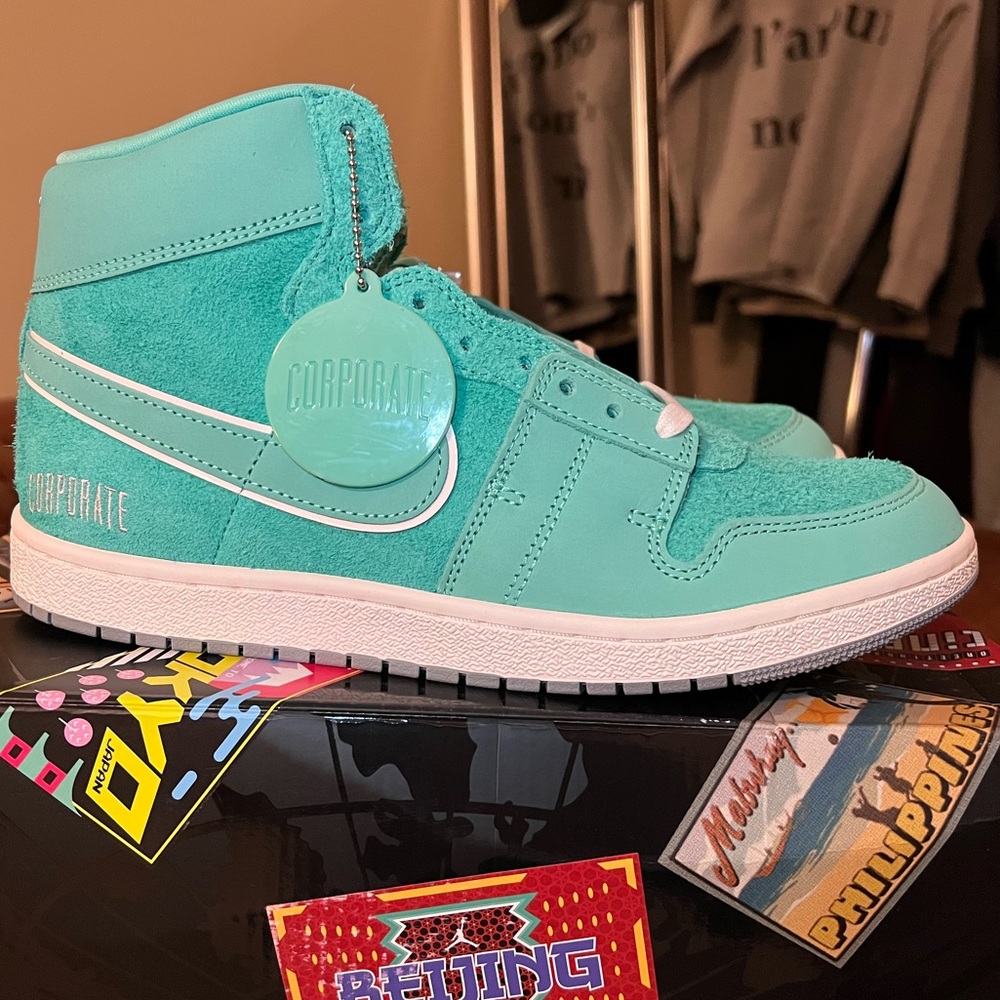 New Jordan Air Ship x Corporate